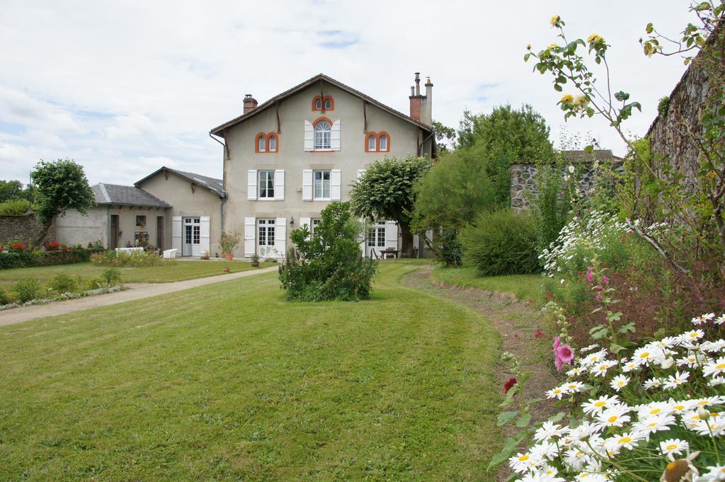 Le Clos De La Muse Saint-Junien Εξωτερικό φωτογραφία